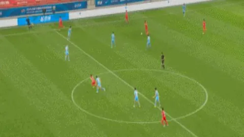 奥纳纳渴望季前赛机会，专家推荐曼联主帅给予位置